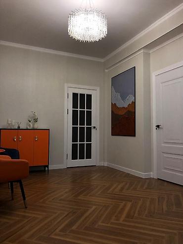 14: 3 комнаты, 77 м², Пишпек Элитка, 8 этаж, Евроремонт — 3
