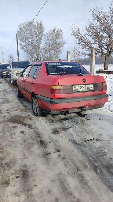 стекло вито: Volkswagen Vento: 1993 г., 1.8 л, Механика, Бензин, Седан — 3