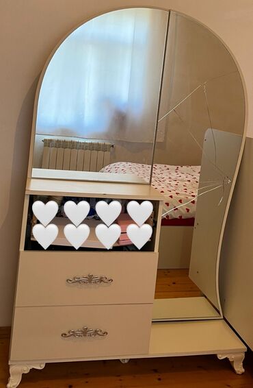 купить трюмо с зеркалом: Б/у, Трюмо, Нет кредита, Нет доставки at lalafo.az купить трюмо с зеркалом: Б/у, Трюмо, Нет кредита, Нет доставки