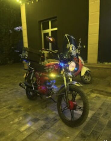 скутер купить бу: Moped/motor velosiped hibridi – şəhər içi gediş-gəliş və kuryer işi