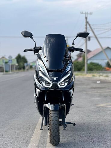 квадроцикл бишкек бу: Скутер Honda, 150 куб. см, Бензин, Колдонулган