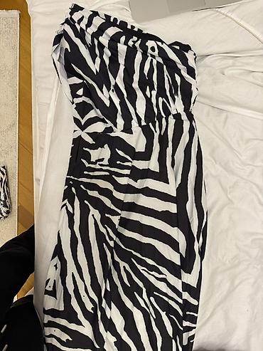 sendel: Qara-ağ zolaqlı zebrə printli maxi don - Model: kəpənək/korsetvari — 3