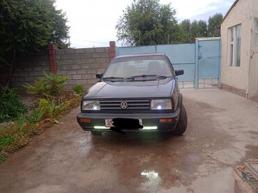 Volkswagen: Volkswagen Jetta: 1991 г., 1.8 л, Механика, Бензин, Седан