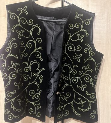 платья черный: Күнүмдүк көйнөк, Made in KG, Кыска модель, 4XL (EU 48)