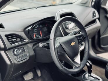 Chevrolet: Chevrolet Spark: 2016 г., 1 л, Автомат, Бензин, Хэтчбэк — 13