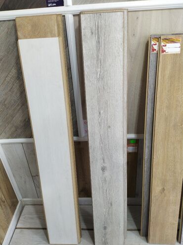 suya davamli laminatlar: Laminat, Sinif - 32, Zəmanətsiz, Kredit yoxdur