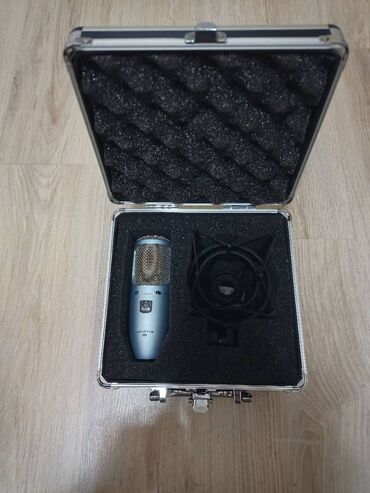 Mikrofonlar: Simli Mikrofon — 11