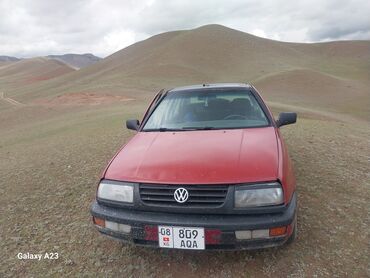 volkswagen tuareg: Volkswagen Vento: 1992 г., 1.6 л, Механика, Бензин, Седан