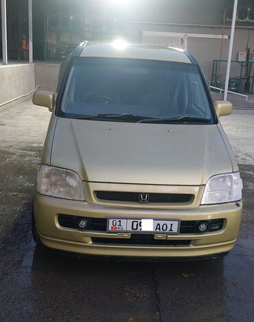 подстаканник на 210: Honda Stepwgn: 2000 г., 2 л, Автомат, Бензин, Вэн/Минивэн