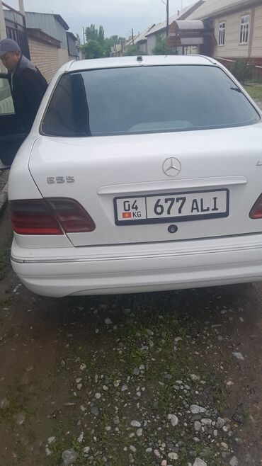бу мотоциклы: Mercedes-Benz E-Class: 2001 г., 3.2 л, Автомат, Бензин, Седан
