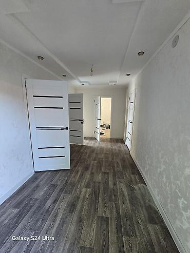 Продажа коттеджей и домов: Ала тоо 1 — 13