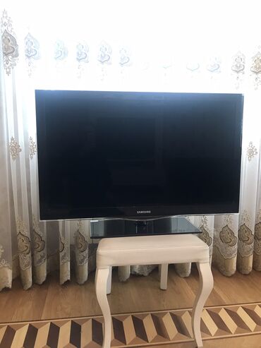 Телевизор Samsung 32"