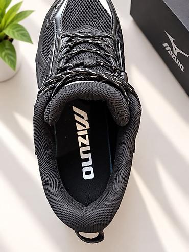 Мужская обувь: Мужские кроссовки, 42.5, Mizuno, Б/у, цвет - Черный, Самовывоз — 4