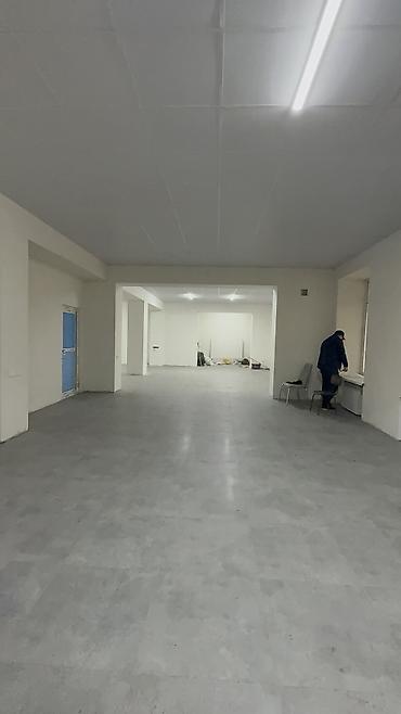 Аренда помещений свободного назначения: Сдаётся в аренду коммерческое помещение. 📍 Район: станция Бишкек 🏢 — 11