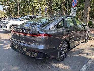 range over: Roewe : 2026 г., Автомат, Электромобиль, Седан — 6