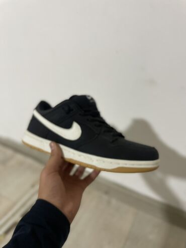 новая обувь: Кроссовки Nike низкие (модель в стиле скейт/лайфстайл) - Цвет: черный