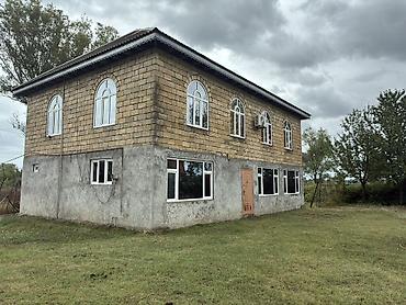 balaxanı satilan evler: 5 otaqlı, 160 kv. m — 1