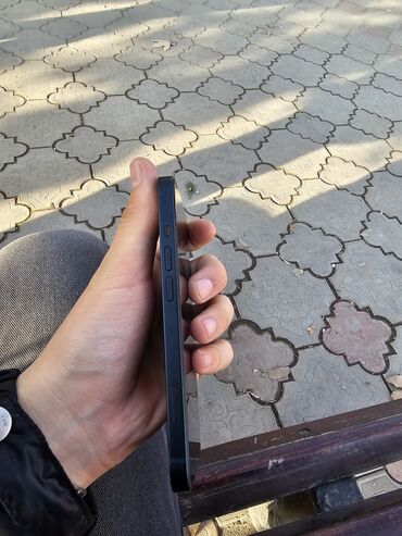 Apple iPhone: IPhone 13, 256 ГБ, Midnight, Кабель — 4