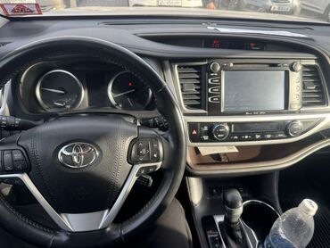 Toyota: Toyota Highlander: 2019 г., 3.5 л, Типтроник, Бензин, Кроссовер — 9