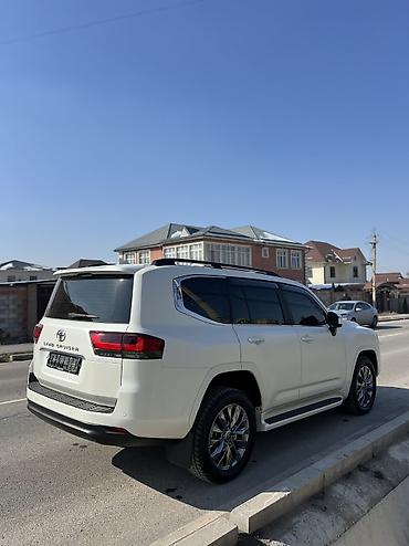 Toyota: Toyota Land Cruiser: 2024 г., 3.5 л, Автомат, Бензин, Внедорожник — 3