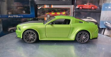 Avtomobil modelləri: Коллекционная модель Ford Mustang Street Racer Green black 2014 — 15
