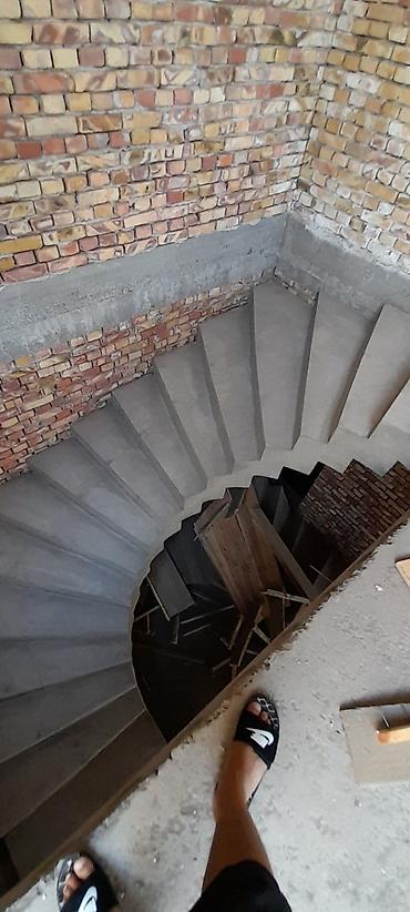 Лестницы и комплектующие: Монолитная лестница из бетона, предназначенная для установки в — 3