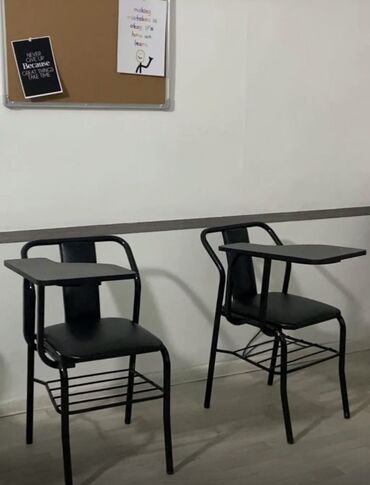 Другие стулья: Продаю 5 шт стульев 2в1 с партой Отличное состояние Покупала недавно