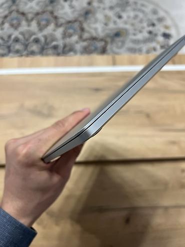 Ноутбуки Apple (MacBook): Apple MacBook Pro 13" (2017, Thunderbolt 3) Характеристики: - — 11