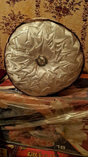 Örtüklər: Yataq üçün Yeni Qaşlı rəng - Ağ Yataq örtüyü, Rayonlara çatdırılma, Ünvandan götürmə — 9