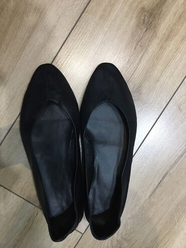 обувь zara: Продаю балетки ZARA супер мягкие кожаные производство Турция размер