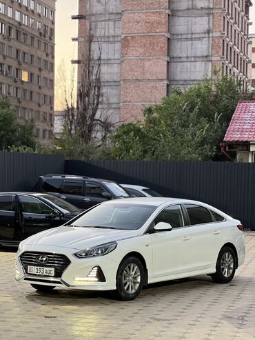 hyundai sonata nf: Hyundai Sonata: 2018 г., 2 л, Автомат, Газ, Седан