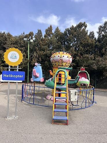 Uşaq dünyası: Karusel– “Helikopter” karuseli - Dörd ədəd helikopter formalı — 2