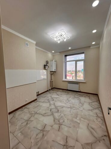 пишпек дом продаю: 1 комната, 37 м², Индивидуалка, 5 этаж, Евроремонт