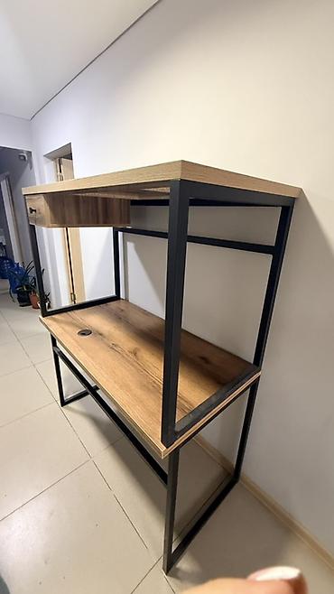 Продам стильный письменный стол 🤎🖤 Стол в отличном состоянии