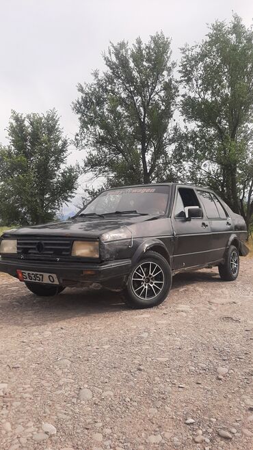 седан пасат: Volkswagen Jetta: 1986 г., 1.8 л, Механика, Бензин, Седан