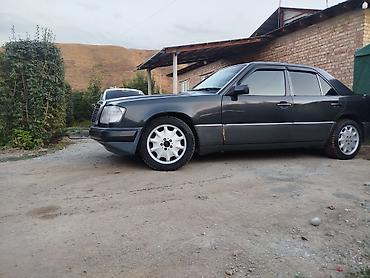 мерседес бенц 240: Mercedes-Benz W124: 1992 г., 2.3 л, Механика, Бензин, Седан — 2