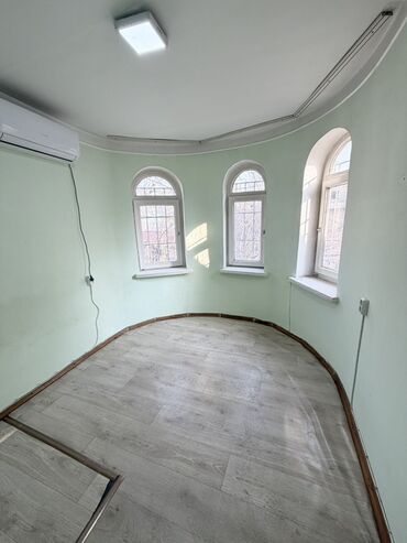 Долгосрочная аренда домов: 200 м², 7 комнат, Видеонаблюдение, Забор, огорожен, Парковка at lalafo.kg — 24 Долгосрочная аренда домов: 200 м², 7 комнат, Видеонаблюдение, Забор, огорожен, Парковка — 24