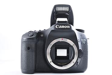 canon ef: Фотоаппарат Canon EOS 7D с комплектом аксессуаров Состав набора: - — 3