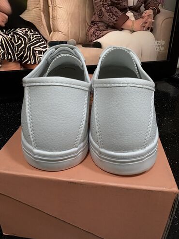 Women's Sneakers and athletic shoes: Ölçü: 38, rəng - Ağ, Yeni — 7