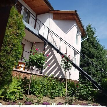 Отели и хостелы: Дом под бизнес в центре г. Чолпон-ата, рядом кинотеатр и автовокзал at lalafo.kg — 6 Отели и хостелы: Дом под бизнес в центре г. Чолпон-ата, рядом кинотеатр и автовокзал — 6