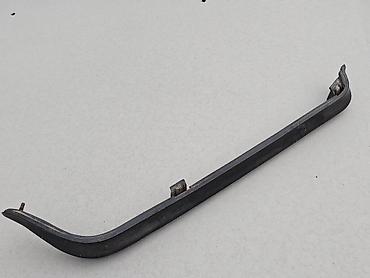 Другие детали кузова: W123. Задняя ЛЕВАЯ накладка / планка под фонарь Mercedes-Benz W123 — 2
