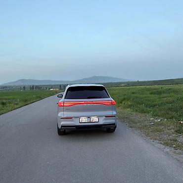 byd e1: Geely Galaxy E5: 2025 г., Электромобиль, Кроссовер — 5
