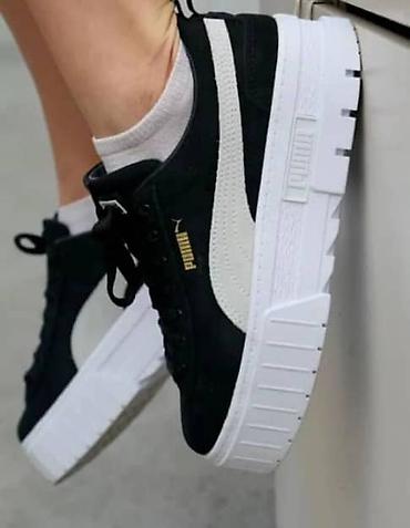 Кроссовки на платформе Puma - Цвет: верх — черный, фирменная белая at lalafo.kg Кроссовки на платформе Puma - Цвет: верх — черный, фирменная белая