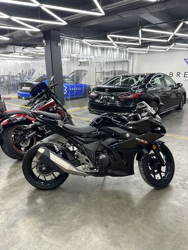 Мотоциклы: Продаю SUZUKI GSX250R г.в.: 11.2021 пробег: 8.400 км — 23