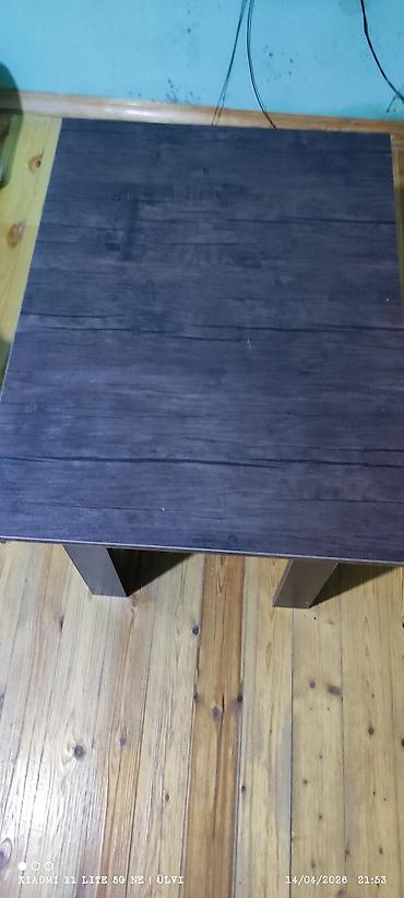 mətbəxə stolu: Mebel dəsti – kvadrat masa və pufik - Masa: kvadrat formalı, tünd — 4