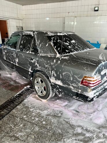 мерс мл: Mercedes-Benz W124: 1991 г., 2 л, Механика, Бензин, Седан