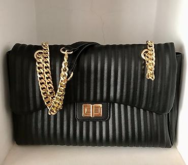 сумка новая: Сумка “Accesories by George” на цепочке, с золотистой фурнитурой — 2