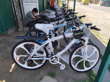 ендуро мотоцикл: Горный велосипед, BMW, Рама XL (180 - 195 см), Алюминий, Новый