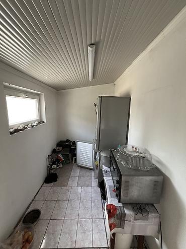 Продажа коттеджей и домов: 🏡 Продаётся уютный дом в г. Шопоков! Отличный вариант для комфортного — 7