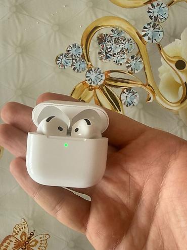 aydin 5s: Airpods4 100 azn bir aydi alinib — 2